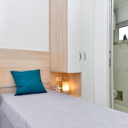Ðurđevac 8 Bedroom Lovely Home In Durdevac מראה חיצוני תמונה