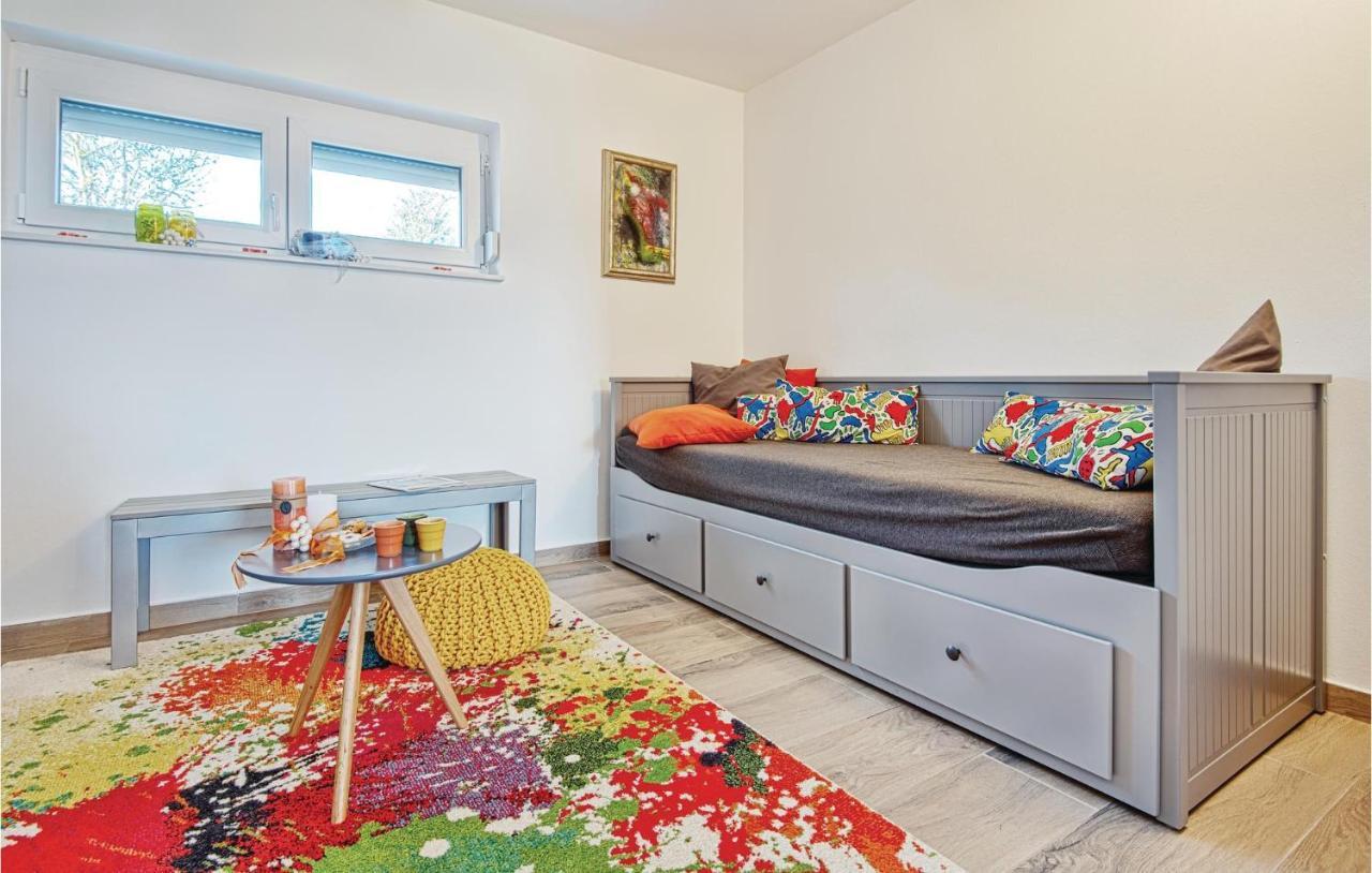 Ðurđevac 8 Bedroom Lovely Home In Durdevac מראה חיצוני תמונה