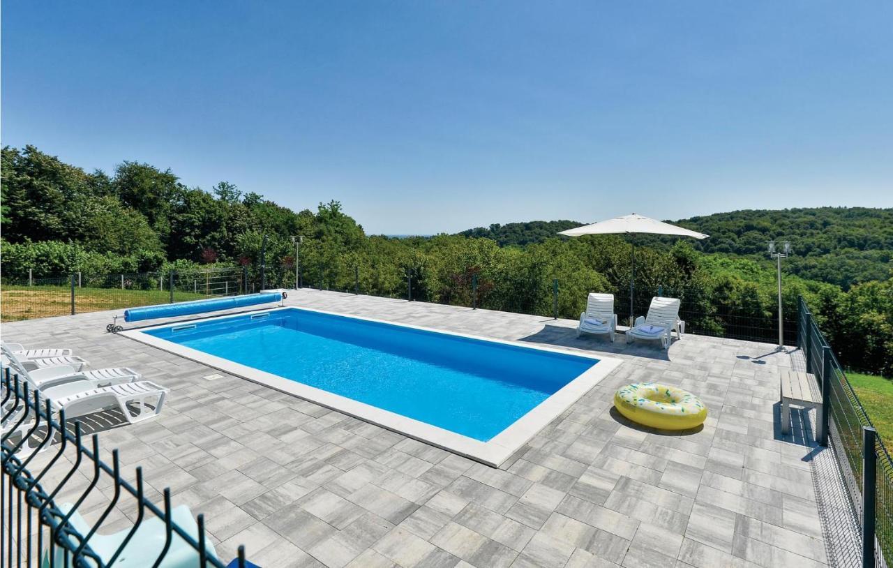 Ðurđevac 8 Bedroom Lovely Home In Durdevac מראה חיצוני תמונה