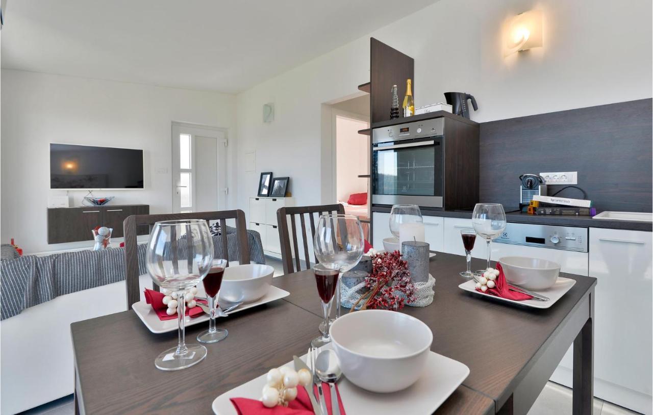 Ðurđevac 8 Bedroom Lovely Home In Durdevac מראה חיצוני תמונה