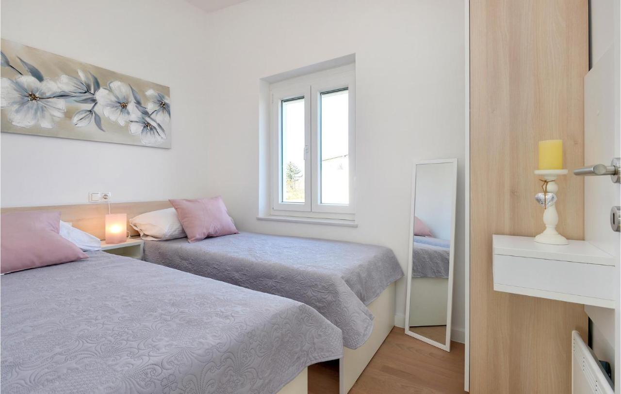 Ðurđevac 8 Bedroom Lovely Home In Durdevac מראה חיצוני תמונה